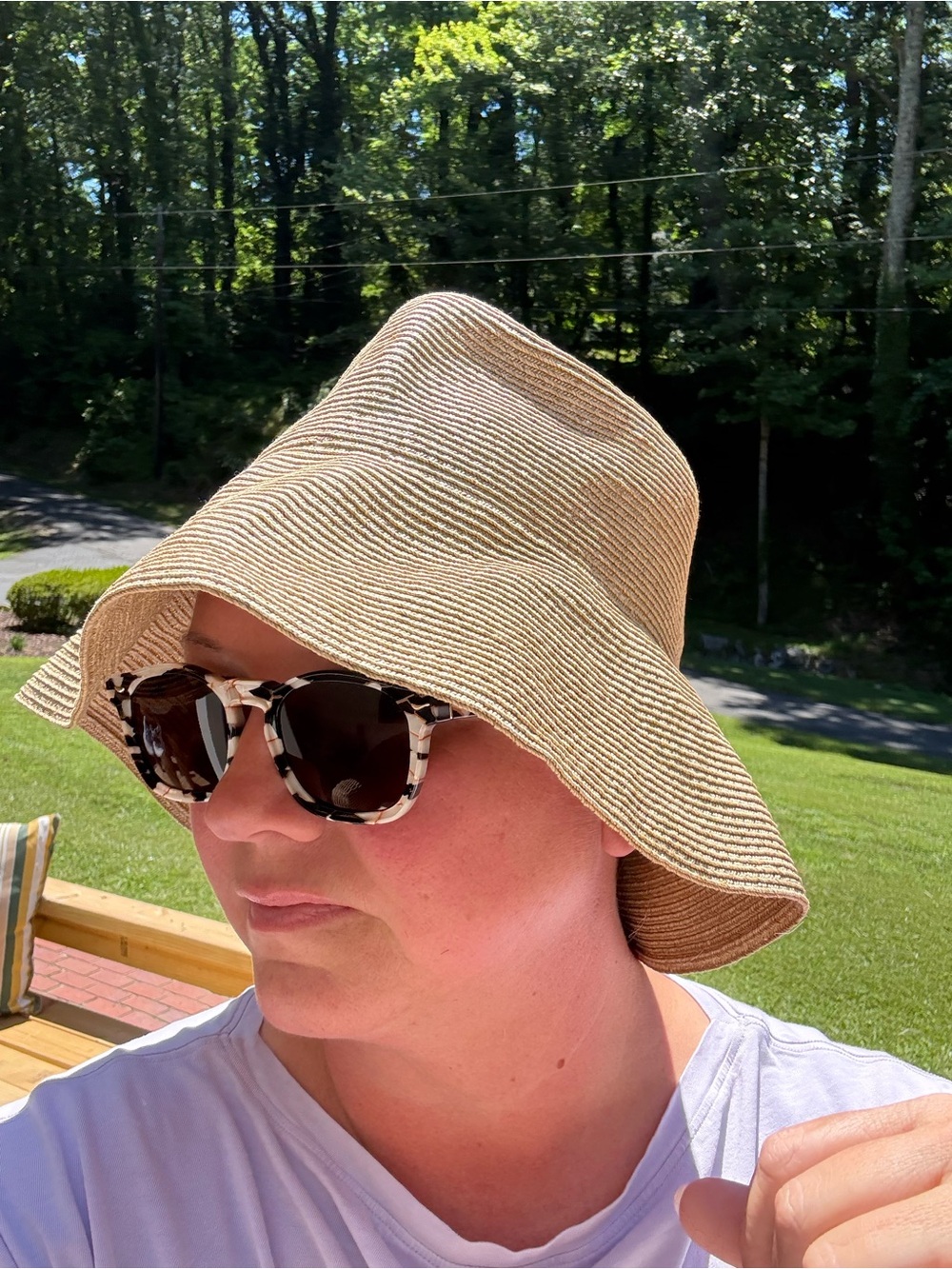 Eric Javits Squishee Sun Hat Beige Raffia Bucket Hat - Picture 8 of 8